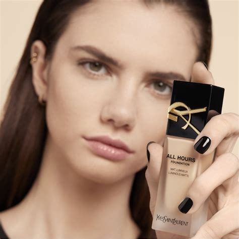 yves saint laurent 24 hour foundation reviews|ysl all hours foundation lc2.